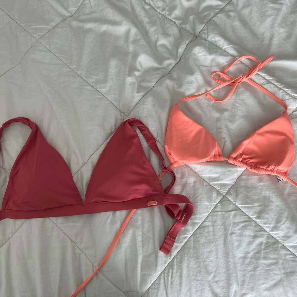 Pink/red triangle top. Coral triangle top. Can bought separate if you message me